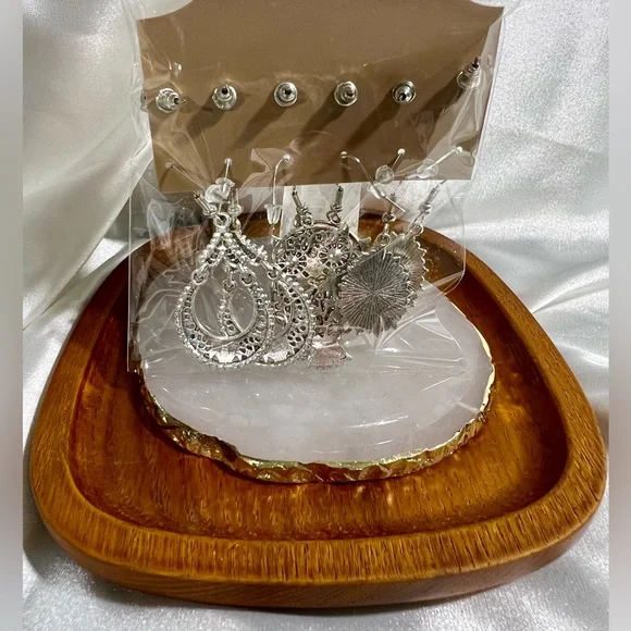 Southwestern Earrings Set - Picture 3 of 4